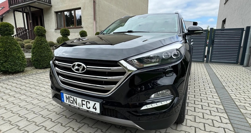 Hyundai Tucson cena 81900 przebieg: 99236, rok produkcji 2017 z Babimost małe 211